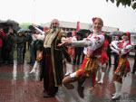 Покровскую ярмарку в Запорожье открывали танцами и казаком Григорьевым